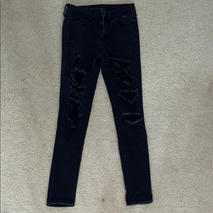 ripped black american eagle jeans size 4